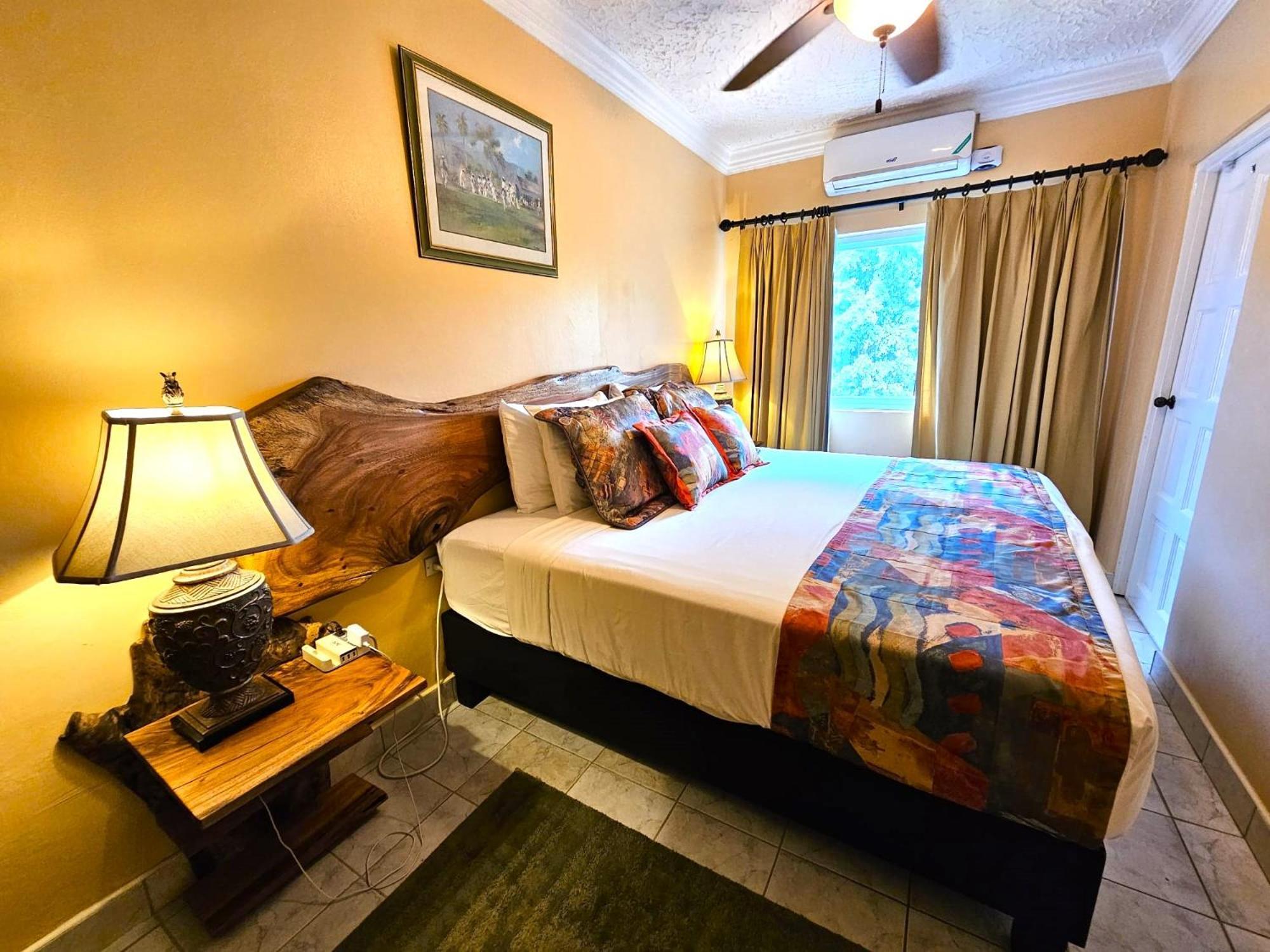 Mais Oui Tennis&Spa Villa Discovery Bay Extérieur photo