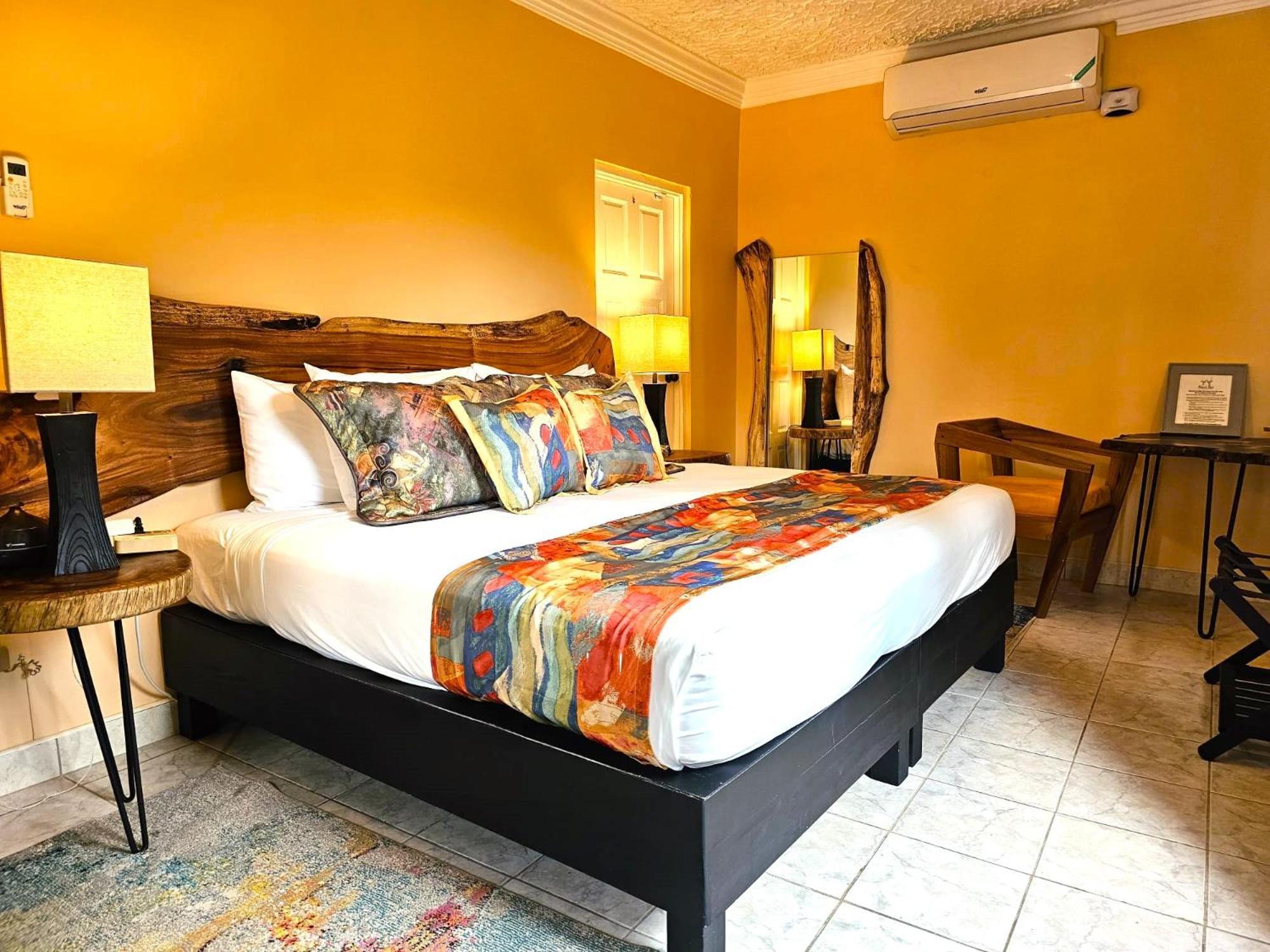 Mais Oui Tennis&Spa Villa Discovery Bay Extérieur photo