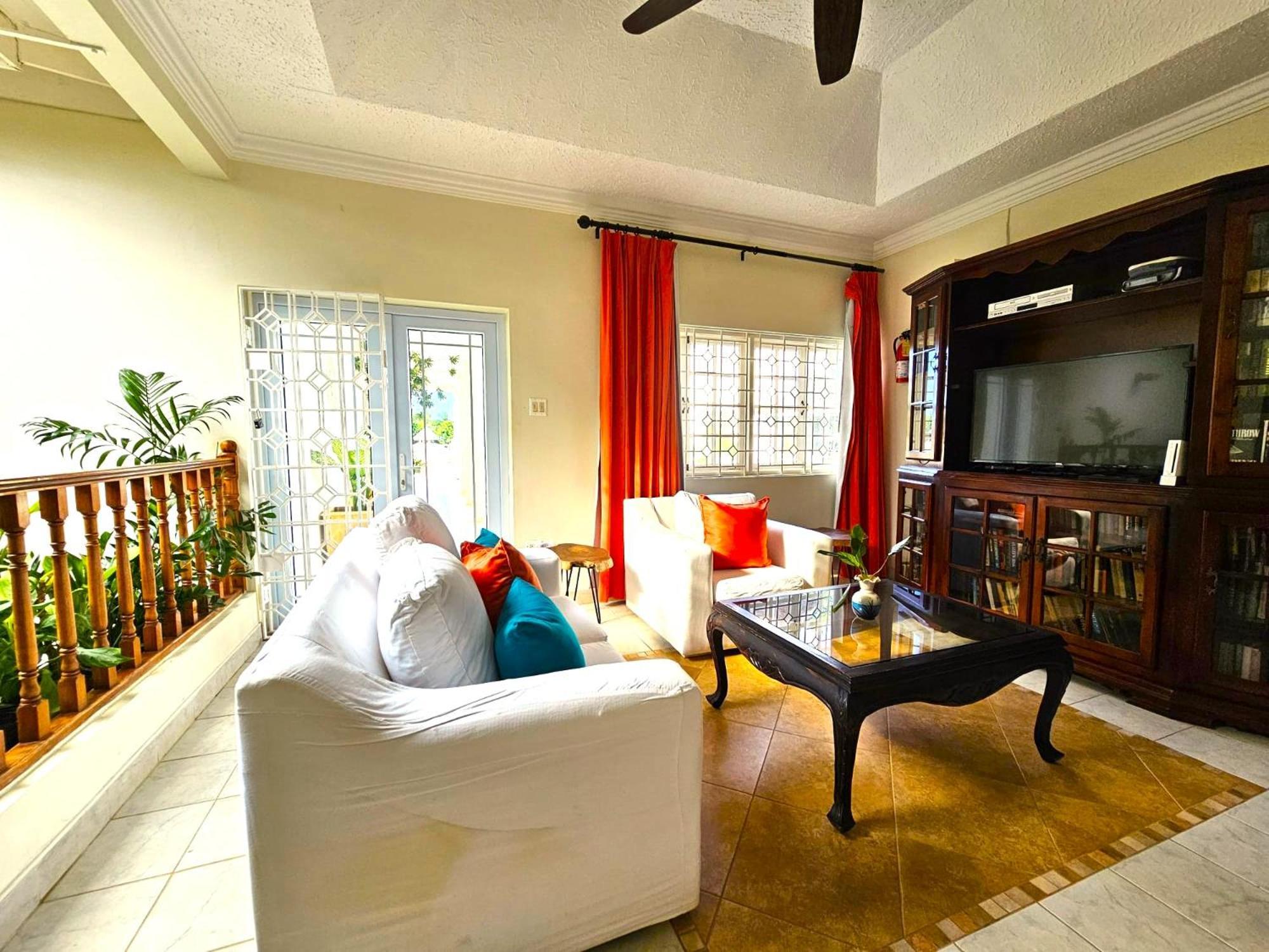 Mais Oui Tennis&Spa Villa Discovery Bay Extérieur photo