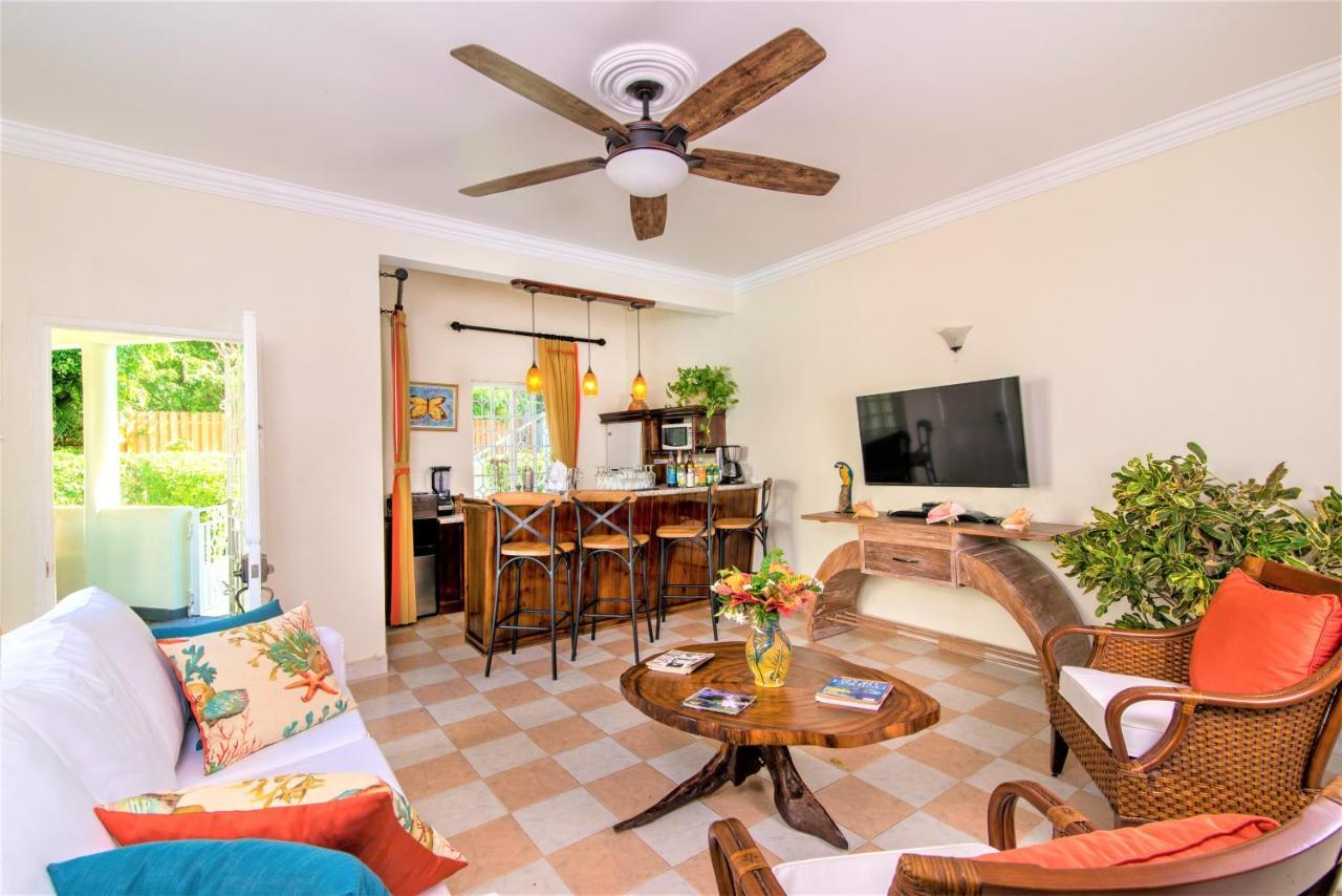 Mais Oui Tennis&Spa Villa Discovery Bay Extérieur photo
