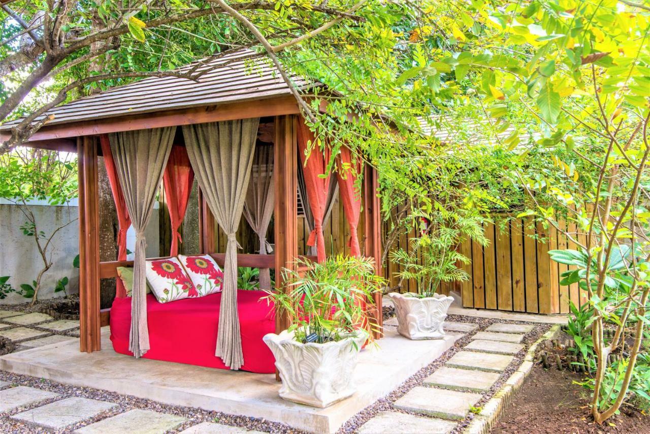 Mais Oui Tennis&Spa Villa Discovery Bay Extérieur photo